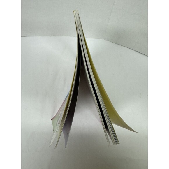 The Hip Handbag Book: 25 Easy-to-Make Totes, Purses & Bags – Patterns Included - Picture 3 of 5